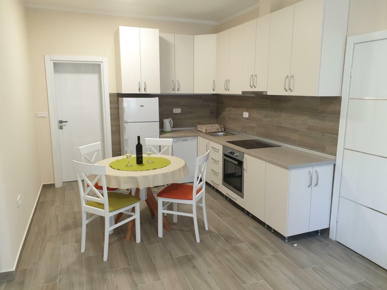 Apartments Jadran Tivat Eksteriør billede