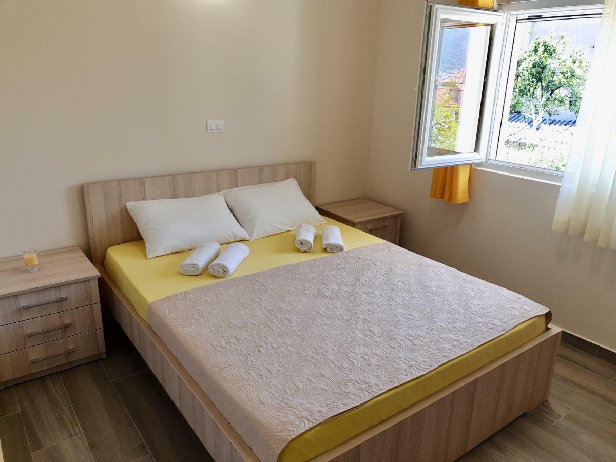 Apartments Jadran Tivat Eksteriør billede